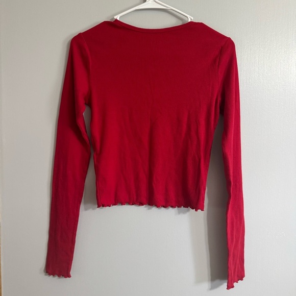 Hollister Red Fitted Long Sleeves Shirt in Size Medium - Picture 2 of 5